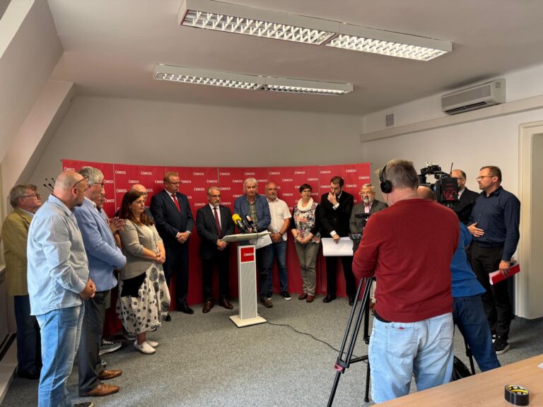 foto_TZ 16. 6. 2025 - ODBORY HLÁSÍ KOLAPS SOCIÁLNÍHO DIALOGU, VLÁDA NEJEDNÁ O PLATECH, PORUŠUJE KOLEKTIVNÍ DOHODU VYŠŠÍHO STUPNĚ A HAZARDUJE S DŮVĚROU VE STÁTNÍ SPRÁVU